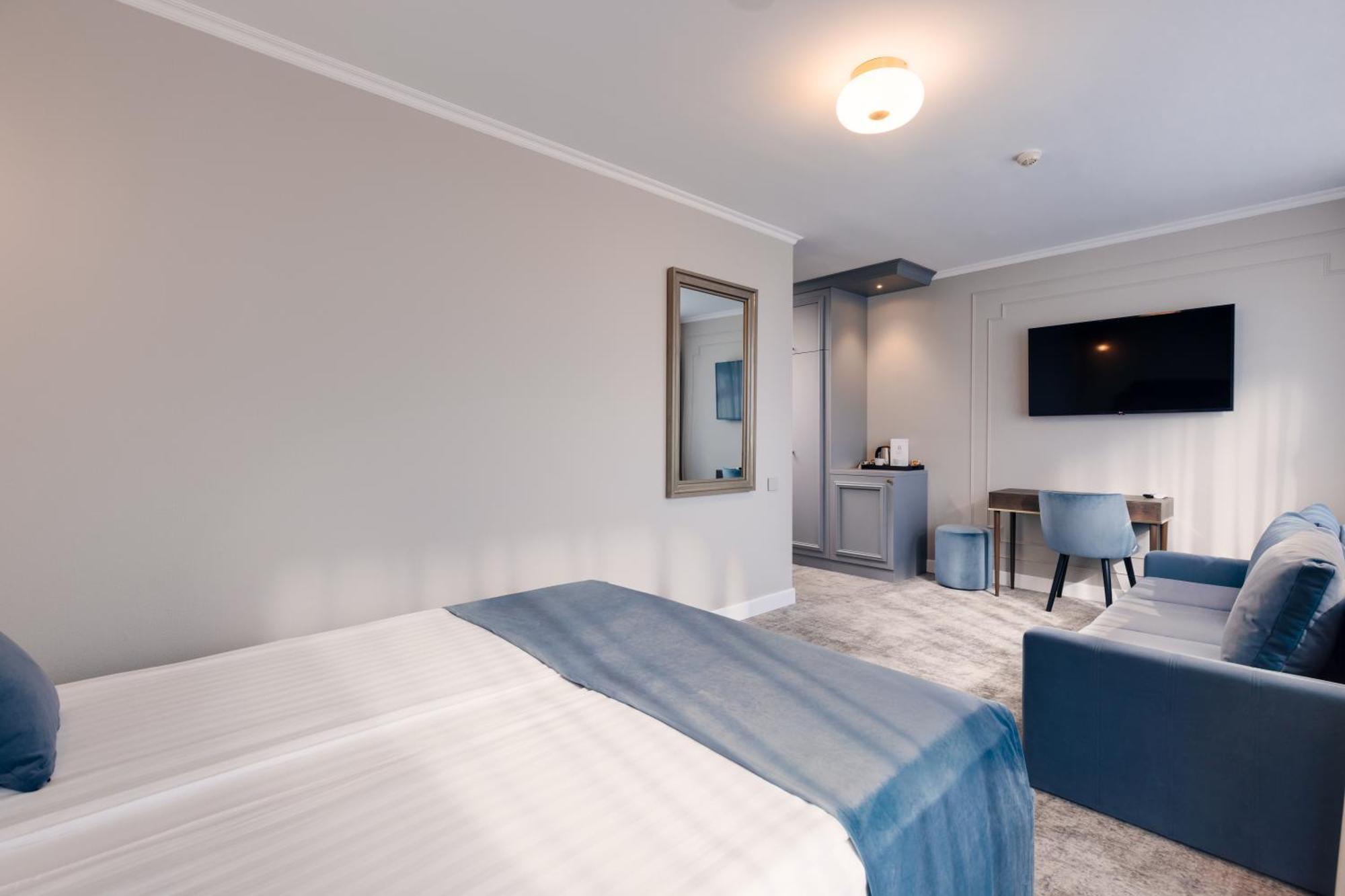 Hotel Meridian Kaloşvar Dış mekan fotoğraf