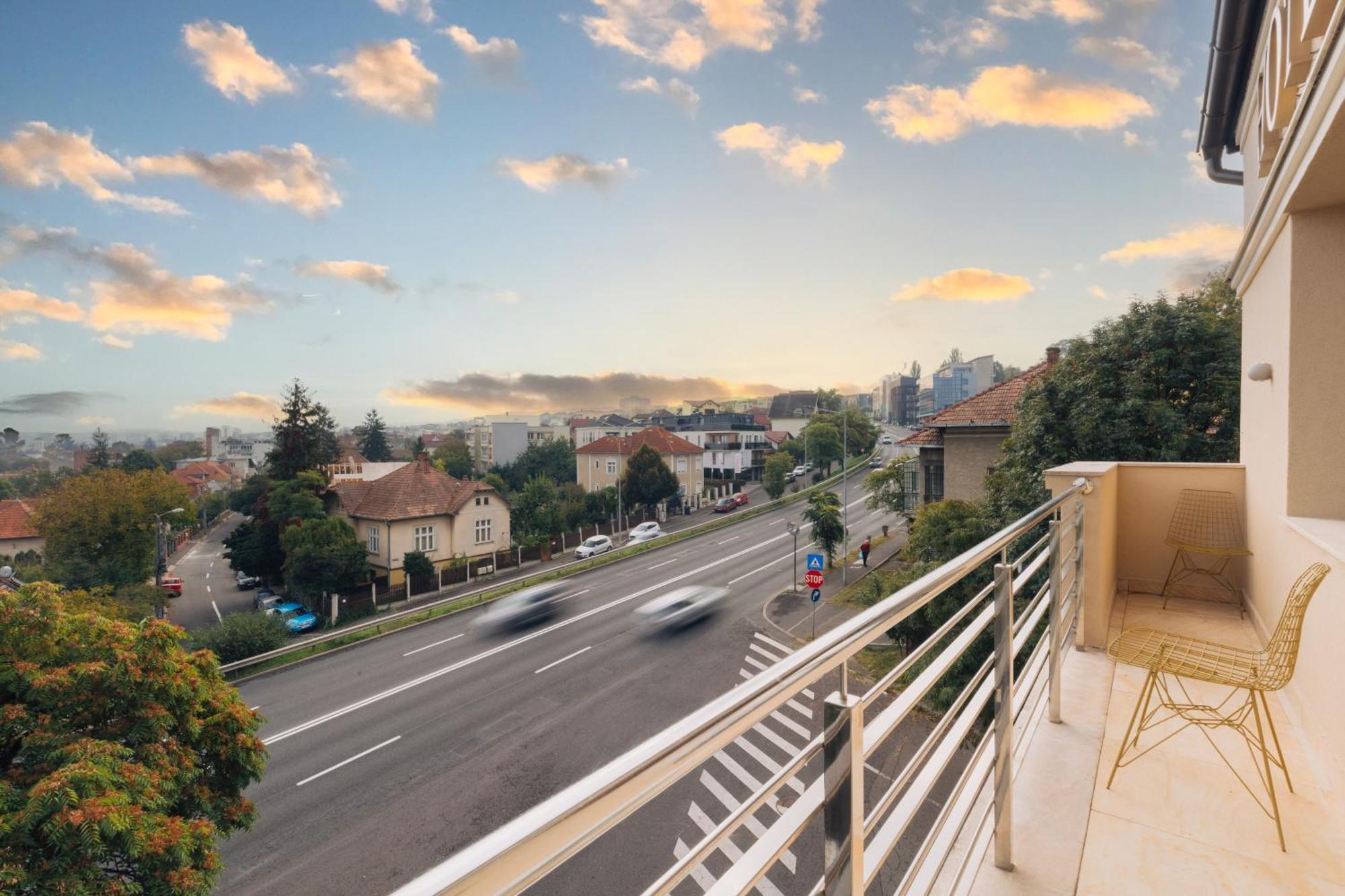 Hotel Meridian Kaloşvar Dış mekan fotoğraf