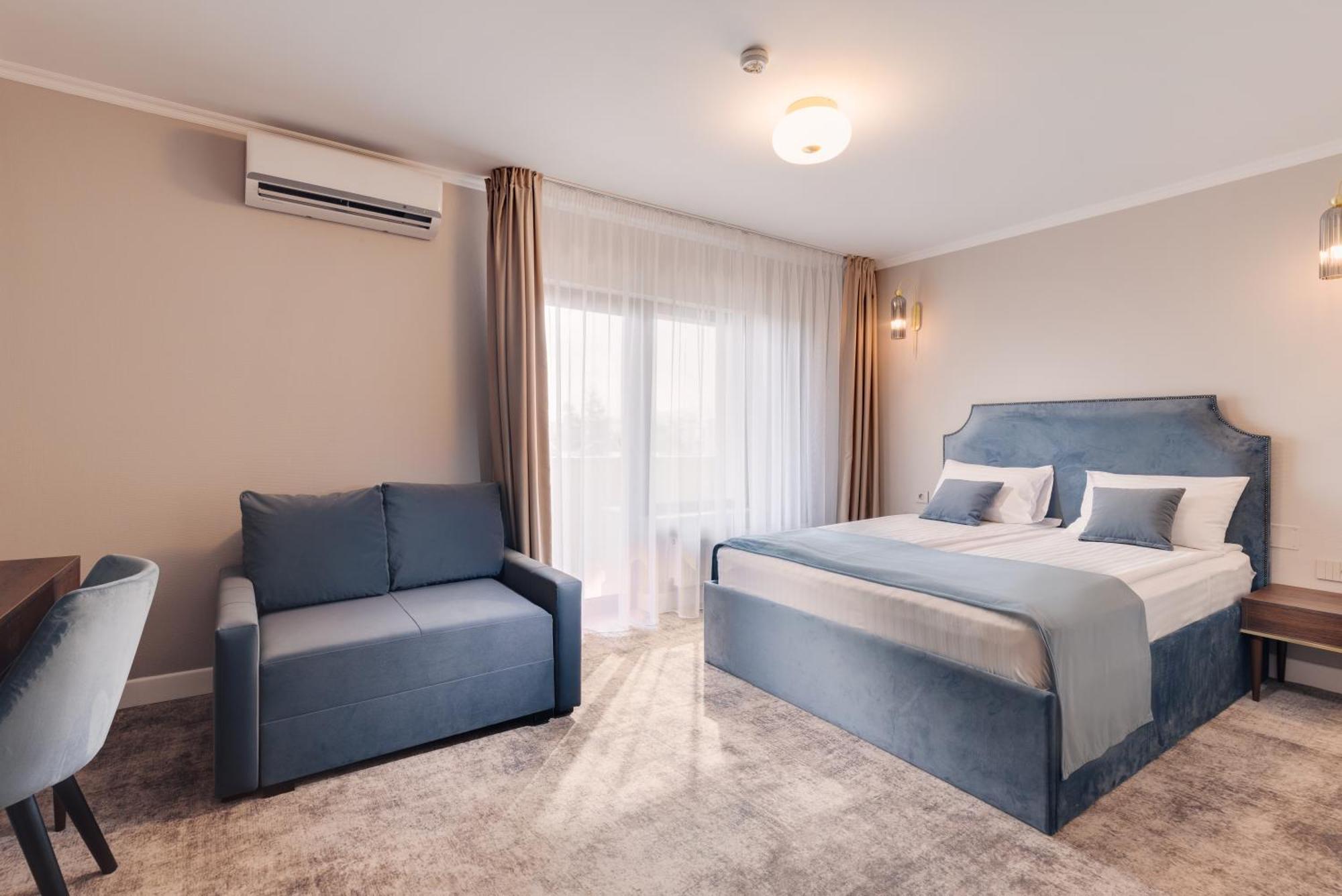 Hotel Meridian Kaloşvar Dış mekan fotoğraf