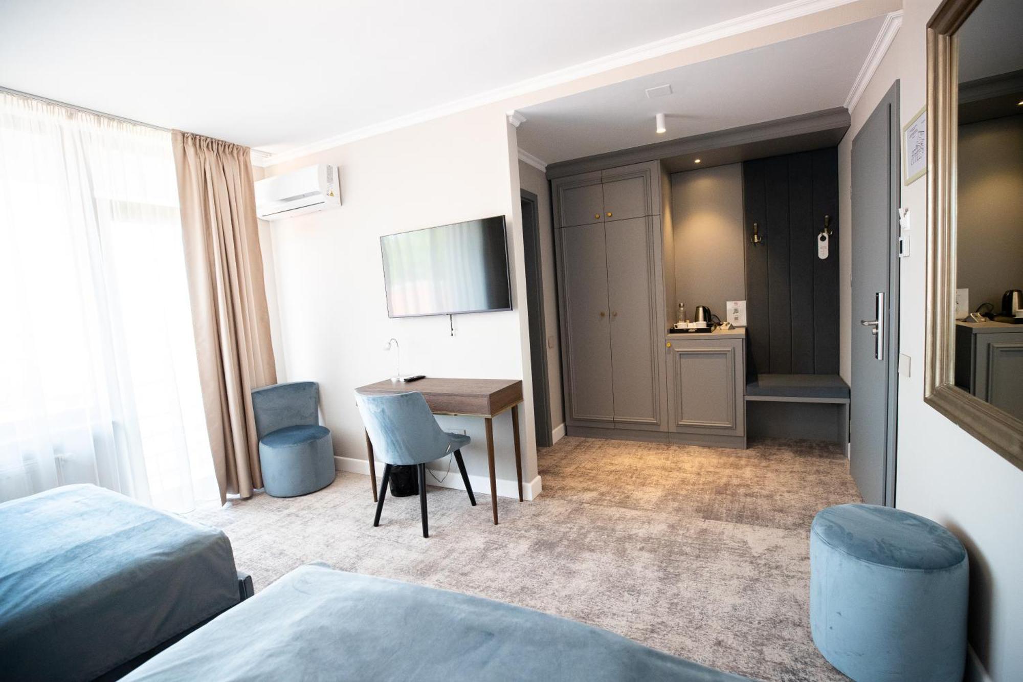 Hotel Meridian Kaloşvar Oda fotoğraf