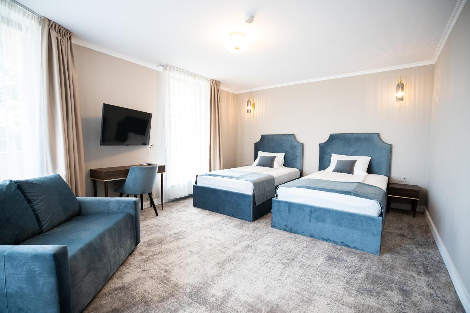 Hotel Meridian Kaloşvar Oda fotoğraf