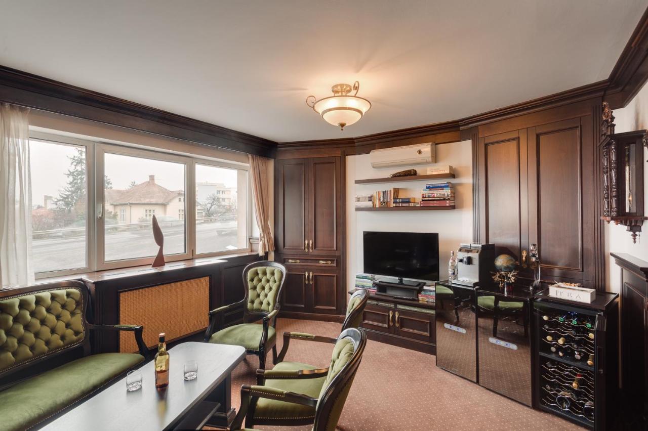 Hotel Meridian Kaloşvar Dış mekan fotoğraf