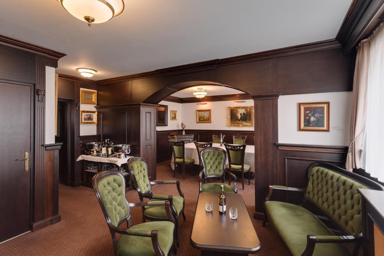 Hotel Meridian Kaloşvar Dış mekan fotoğraf
